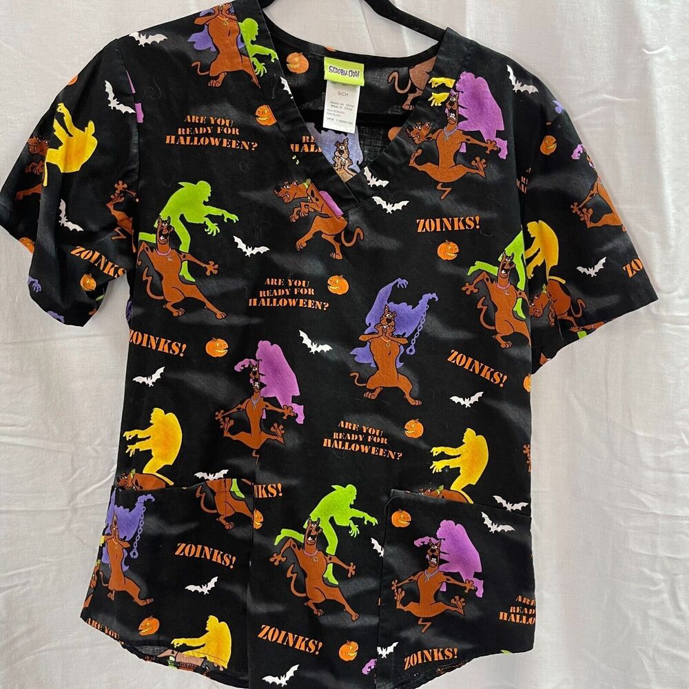 Scooby Doo Scrub Top Zoinks Halloween Size Small Nurse Hospital